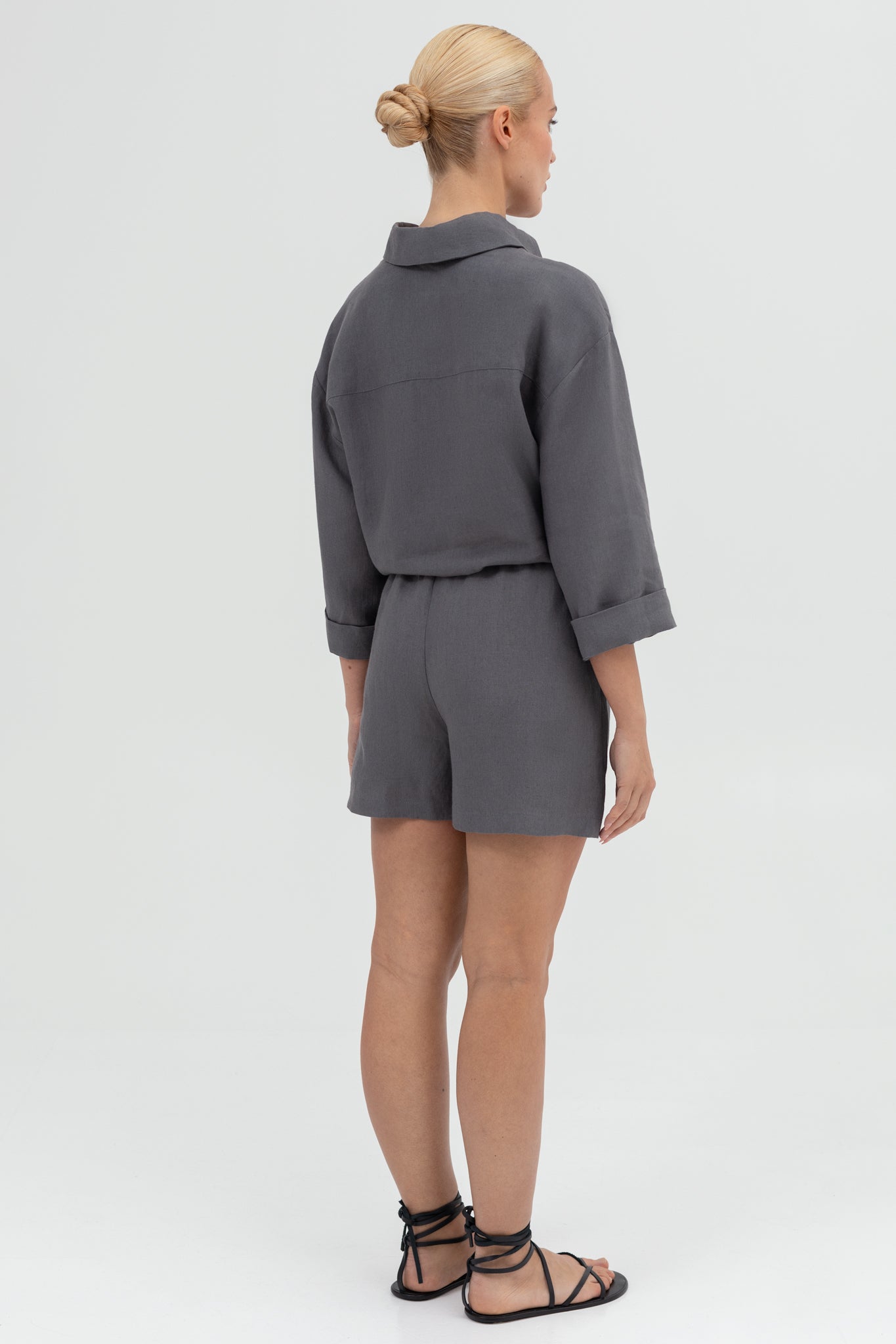 SUNMOR grey linen oversized shorts and grey linen oversized shirt for women