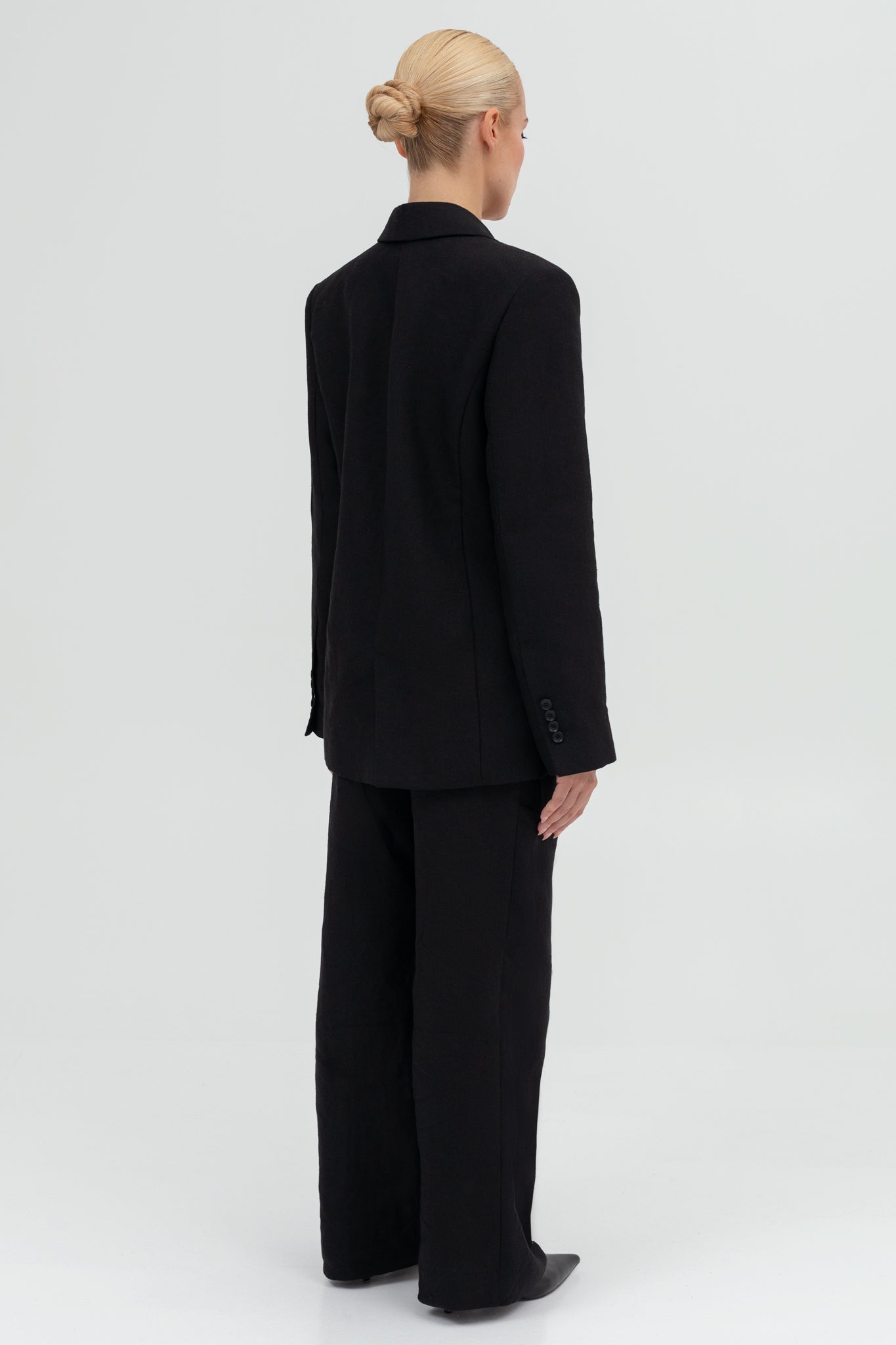 SUNMOR black linen oversized blazer and black linen wide leg trousers for women