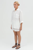 SUNMOR white linen oversized shirt and white linen oversized shorts for women