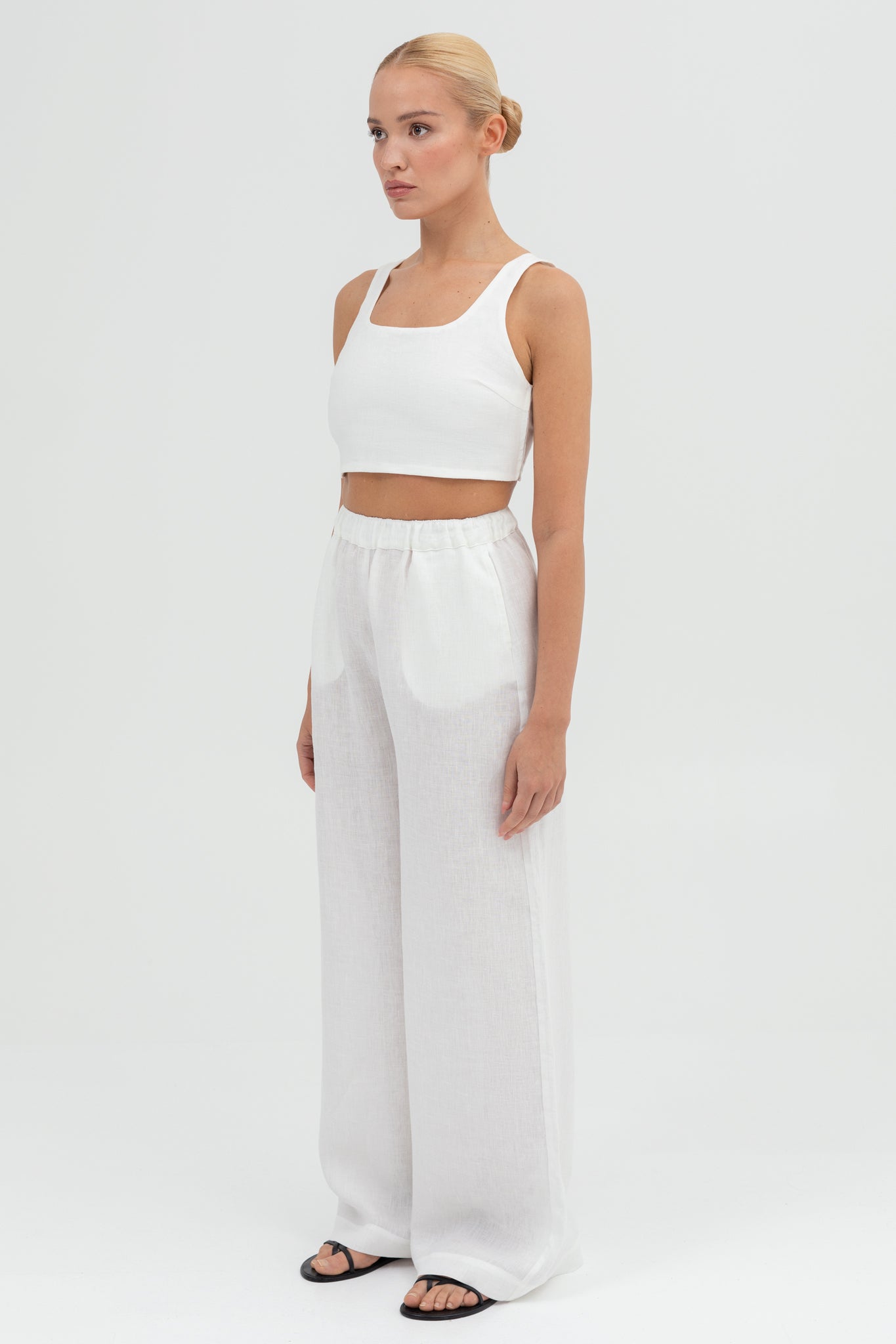 SUNMOR white linen crop top and white linen wide leg pants for women