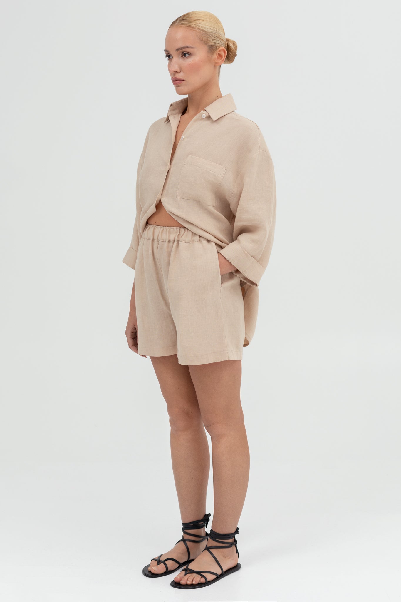 SUNMOR beige linen oversized shorts and beige linen oversized shirt for women