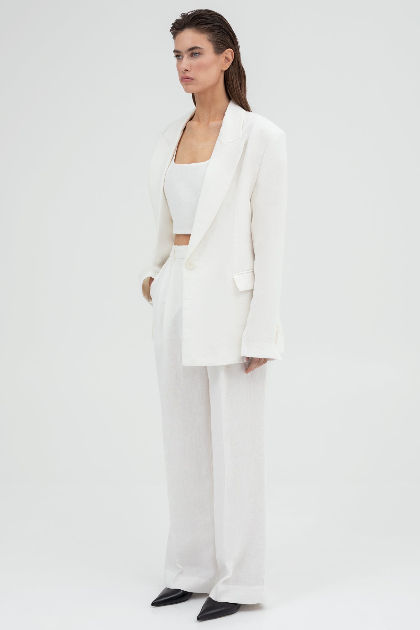 SUNMOR white linen oversized blazer and white linen wide leg trousers for women