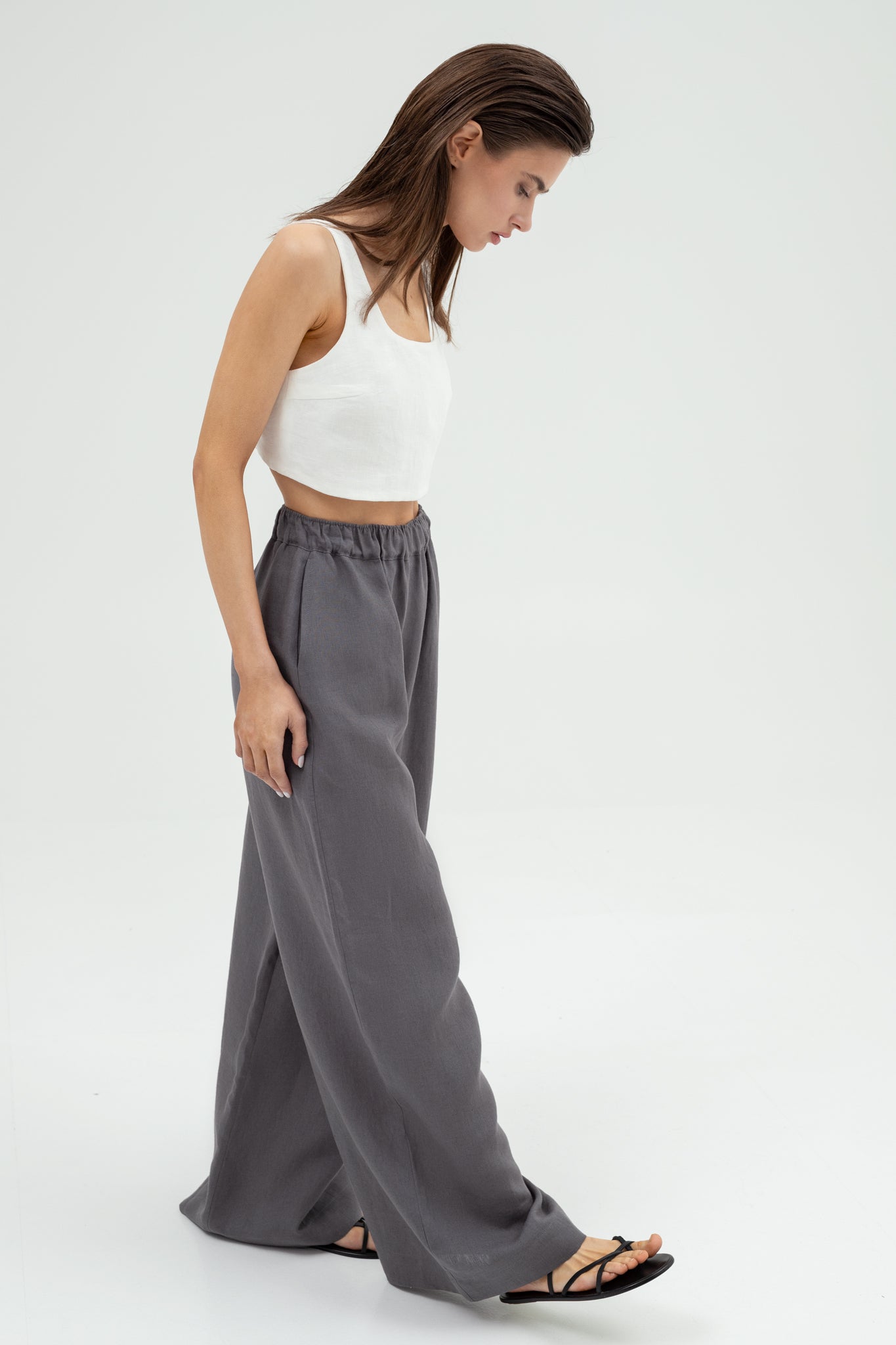 SUNMOR white linen crop top and grey linen oversized pants for women